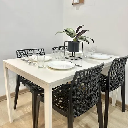 Modern Comfort In 15th District In Lakanal Paris
